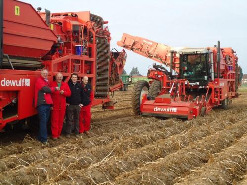 300ste Dewulf R3060 rooit in Engeland