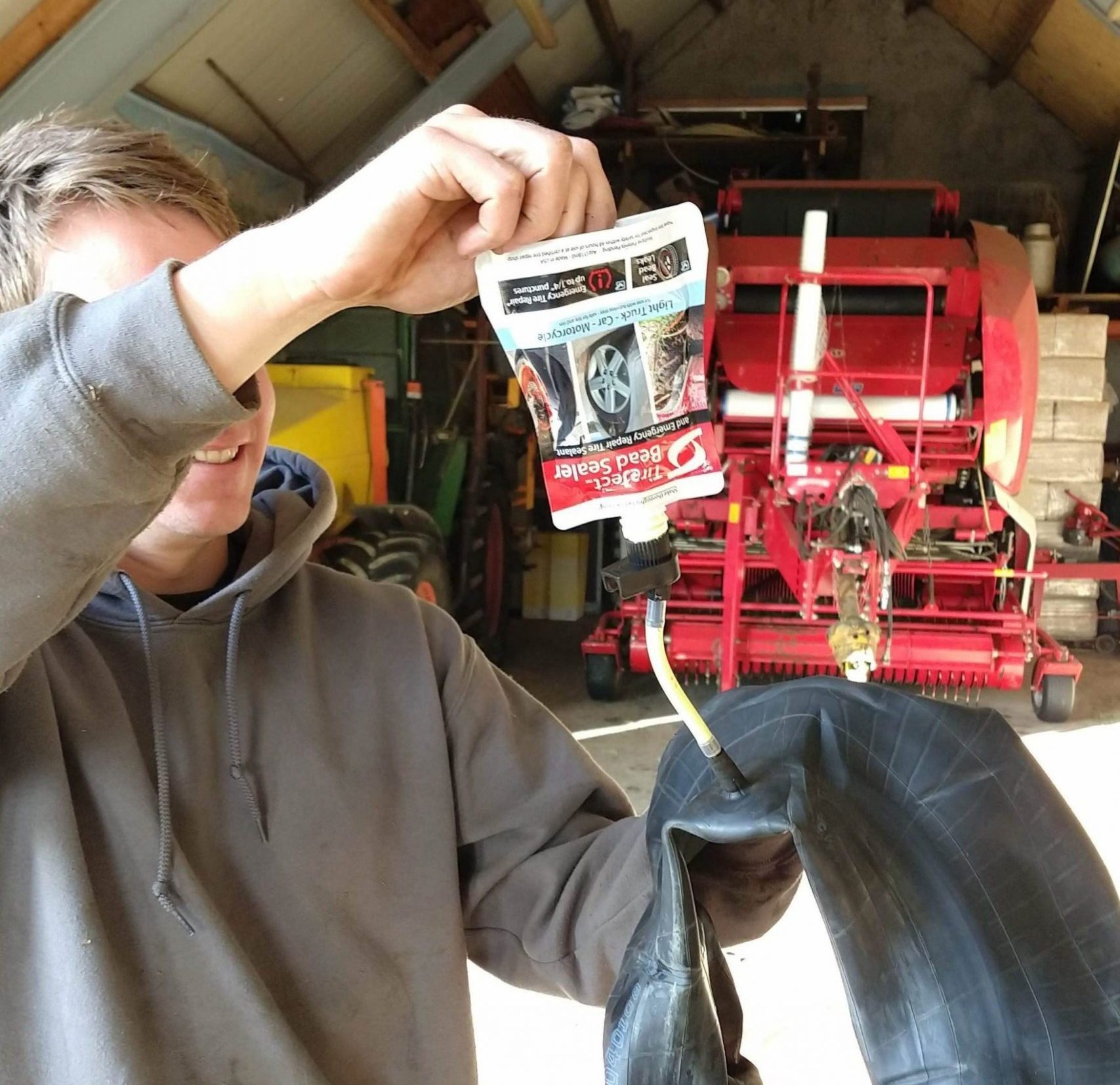 Remplir au lieu de coller: TireJect répare de l’intérieur