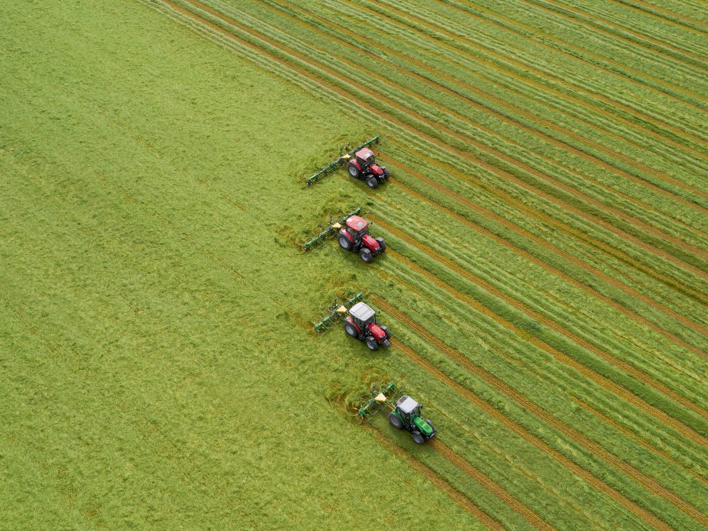 Krone présente sa nouvelle gamme de faneuses Vendro Conçues pour répondre à toutes les exigences, de 4 à 10 rotors
