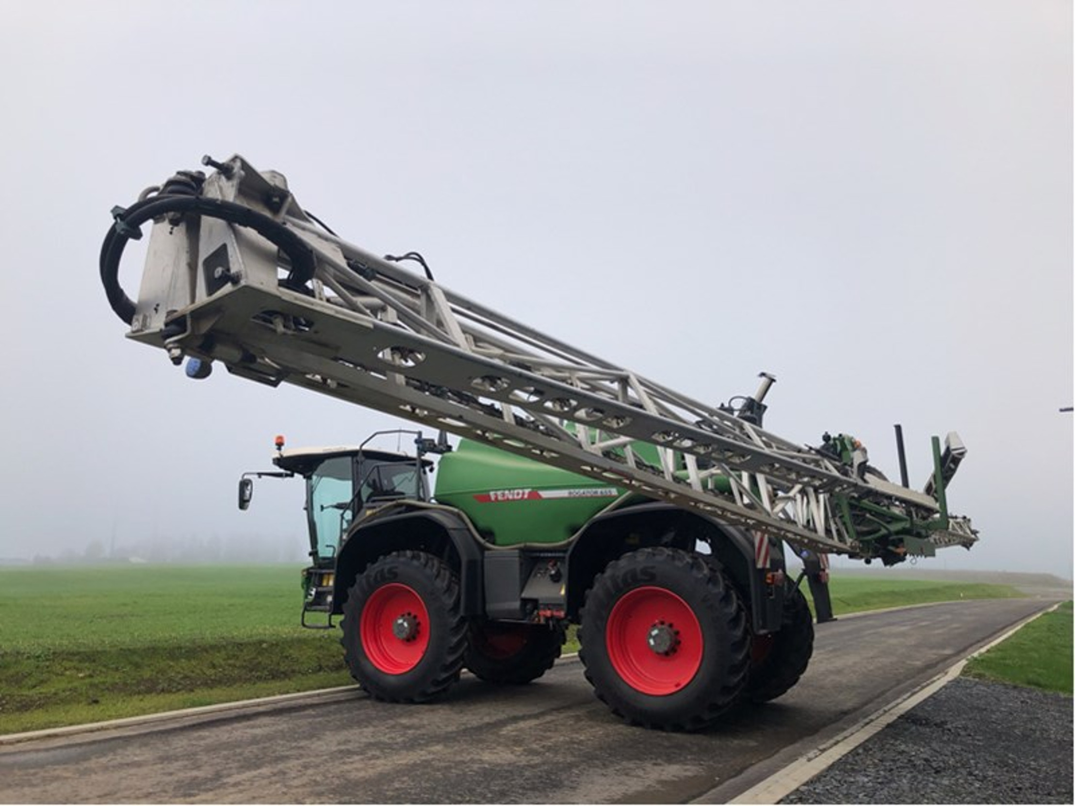 Troostwijk met aux enchères la plus grande valeur de machines agricoles jamais atteinte dans un nouveau concept d’enchères