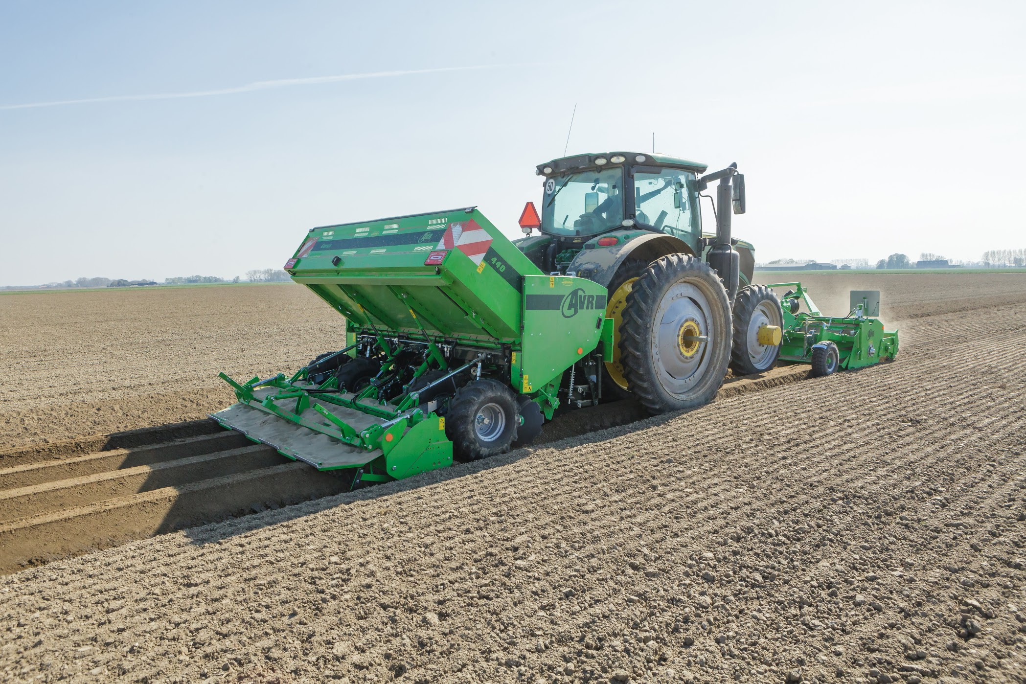 De nieuwe AVR Ceres 440 pootmachine connecteert met het internet