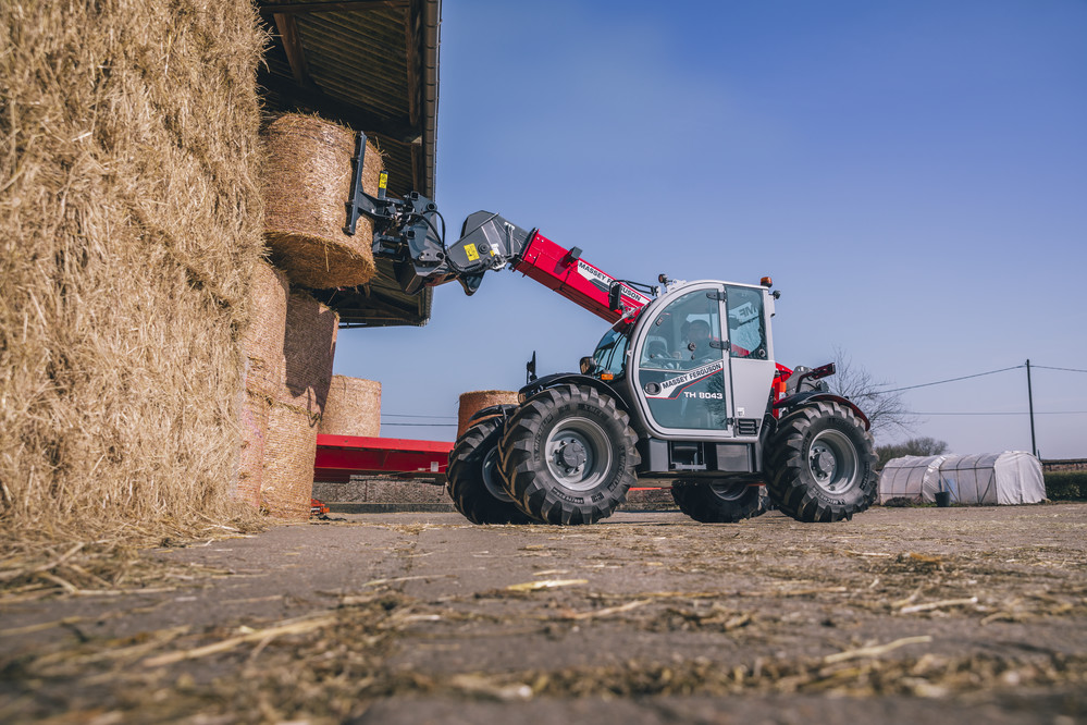 Nouveaux télescopiques Massey Ferguson MF TH Atteignez de nouveaux sommets en termes de confort et de productivité