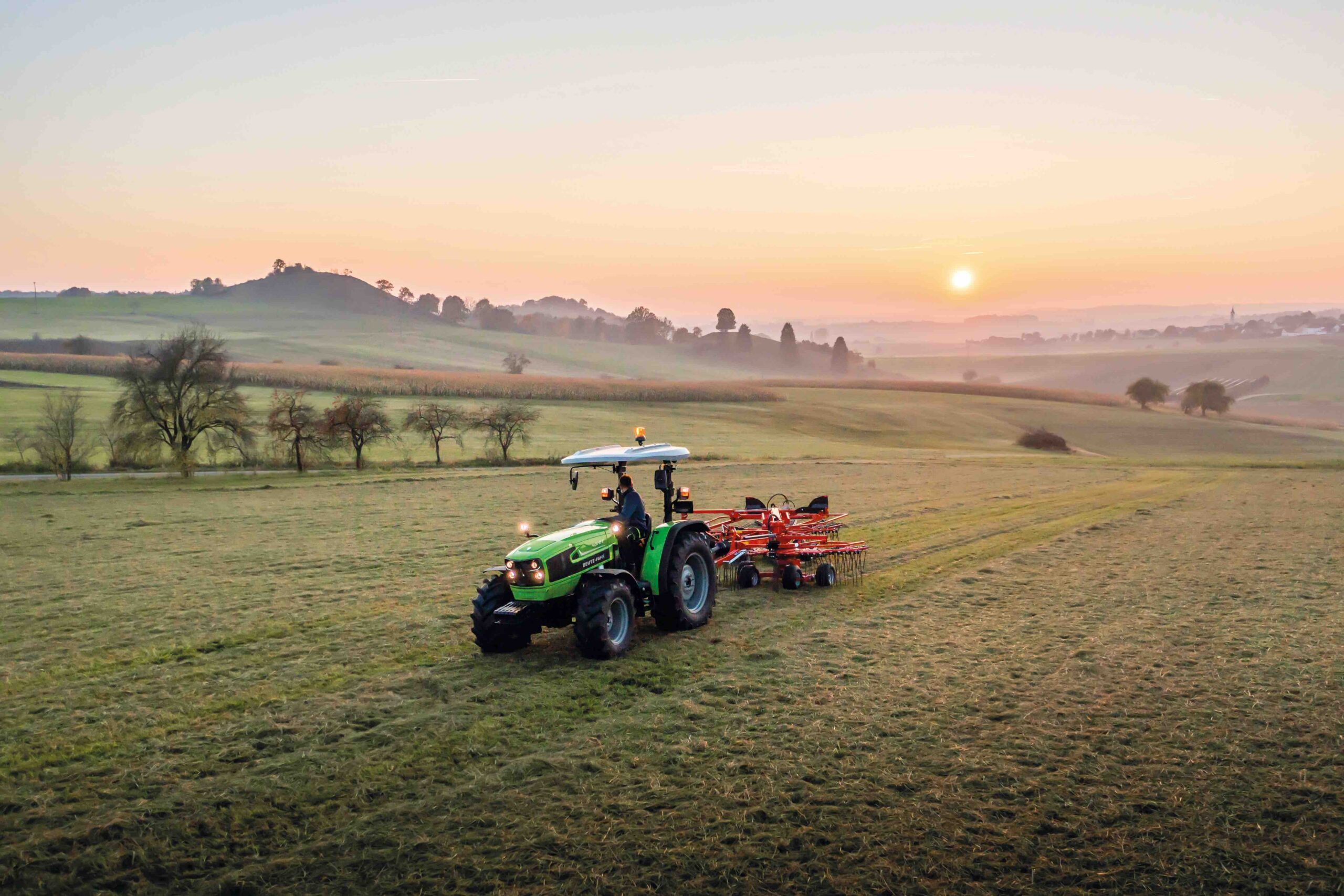 DEUTZ-FAHR SERIE 4E Compact formaat ontmoet geweldige innovaties.