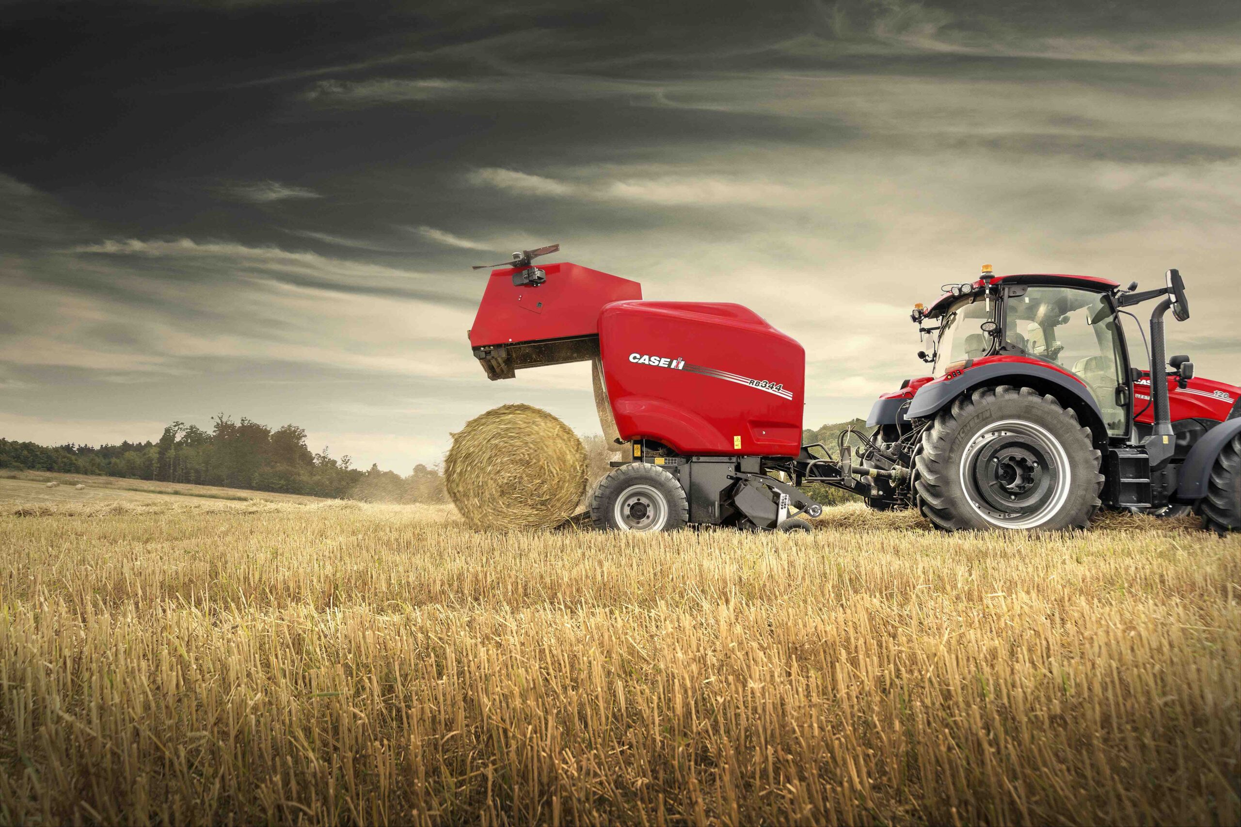 CASE IH HERZIET RB 344 RONDE BALENPERS MET VASTE KAMER