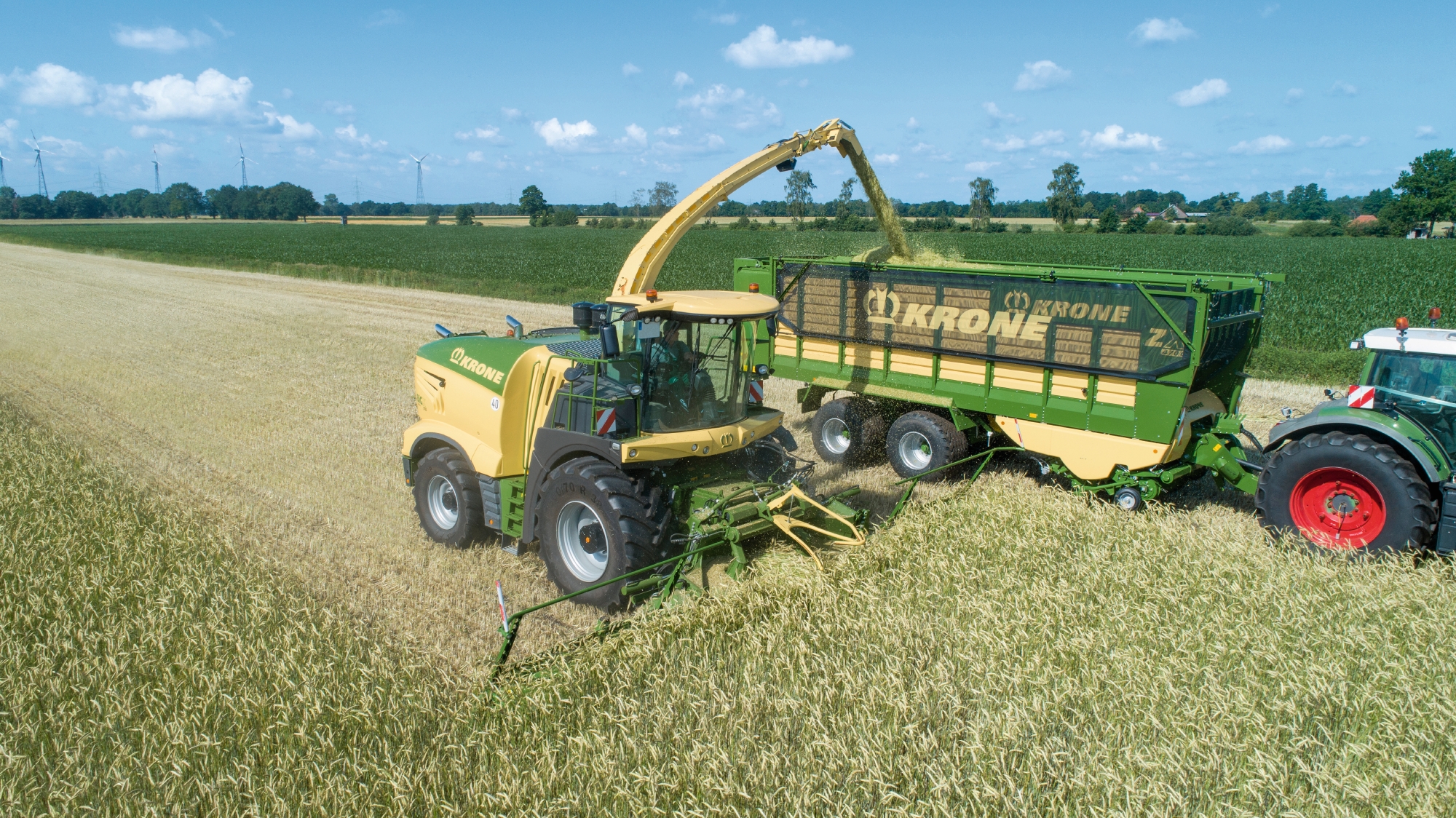 Twee extra BiG X veldhakselaars met V12 motor