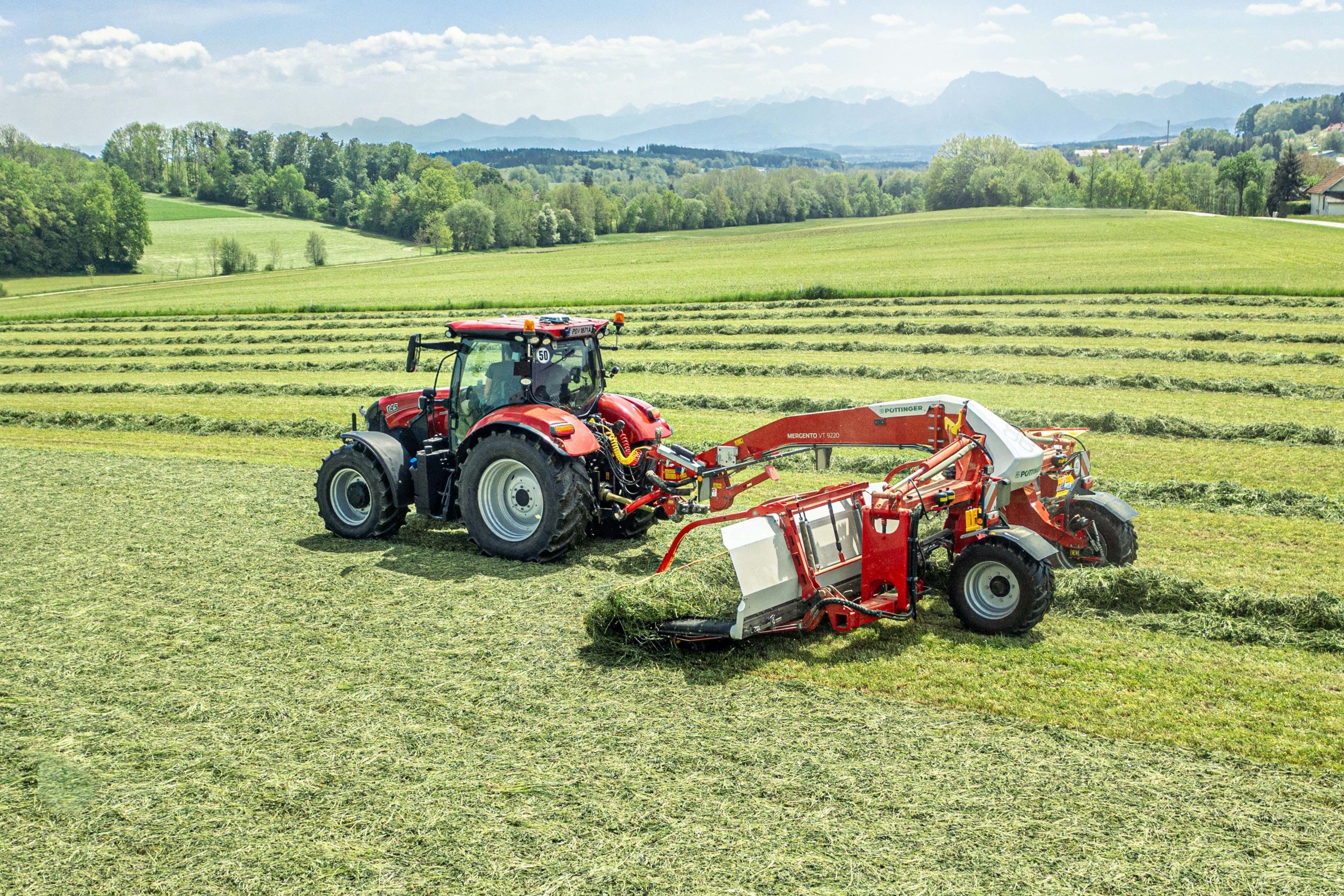 MERGENTO VT 9220 ontvangt onderscheiding “FARM MACHINE 2023”. Nieuwe PÖTTINGER bandhark ontvangt onderscheiding op SIMA