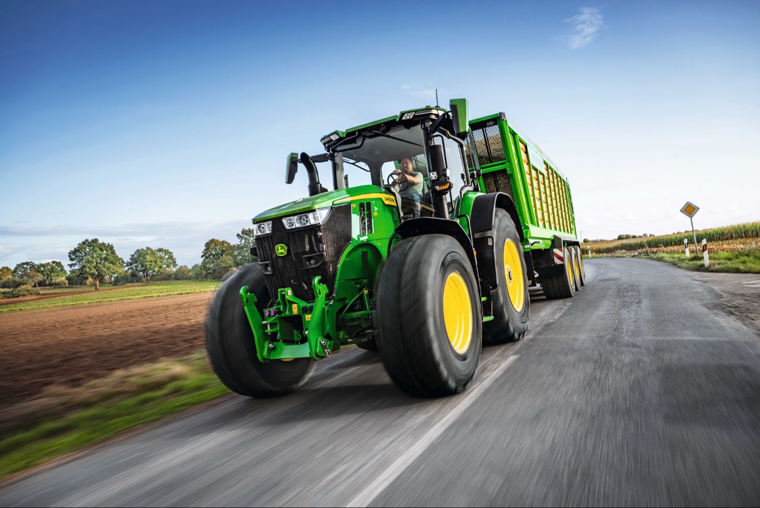John Deere établit une nouvelle référence en matière de technologies d’agriculture de précision et de confort de conduite