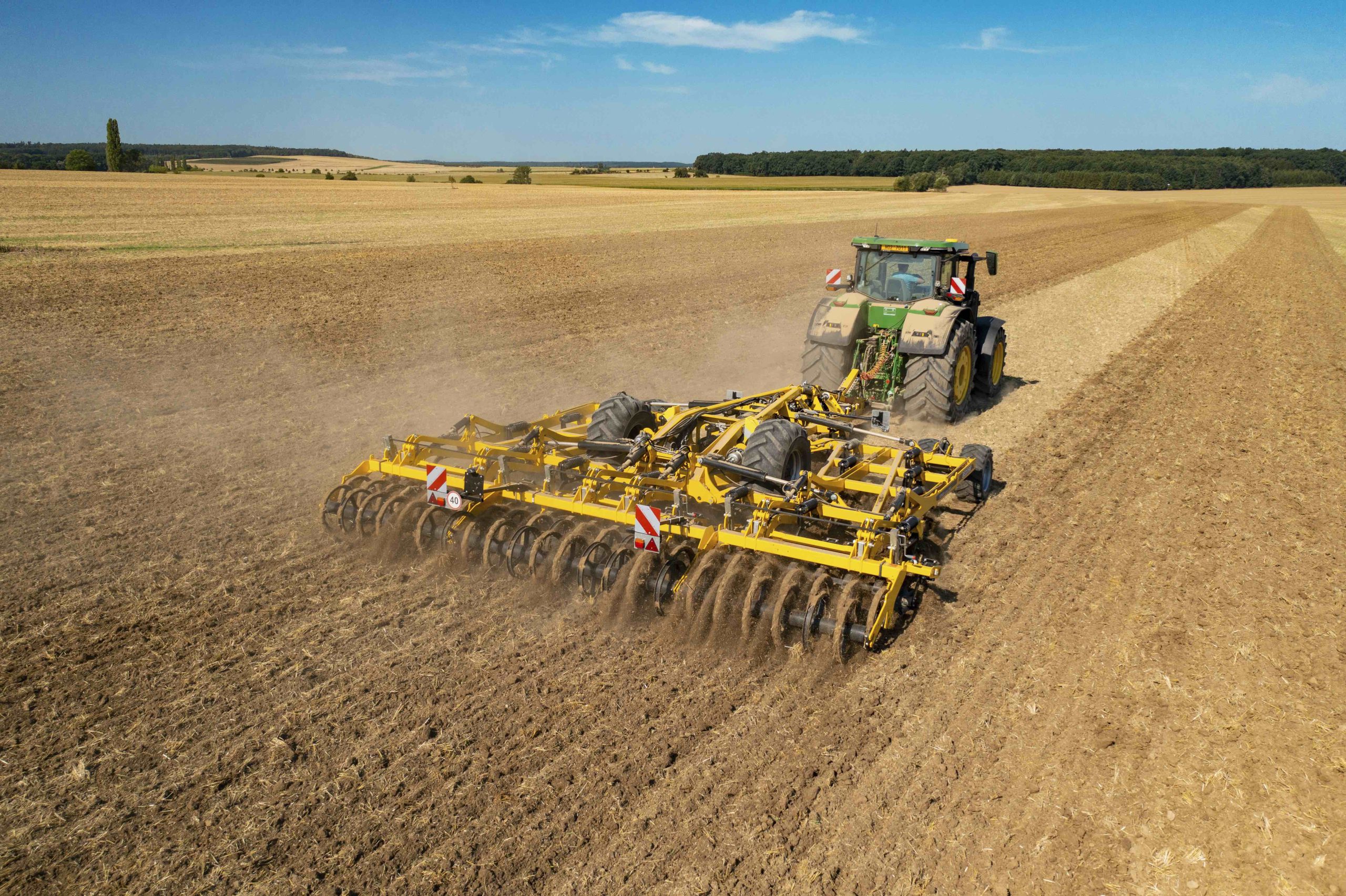 Le cultivateur Bednar FENIX FO accueille une nouvelle version « PROFI »