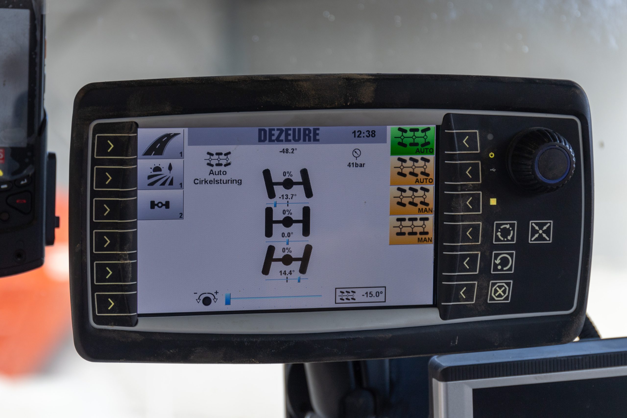 Nauwkeurig en vlot sturen met Dezeure elektrische sturing