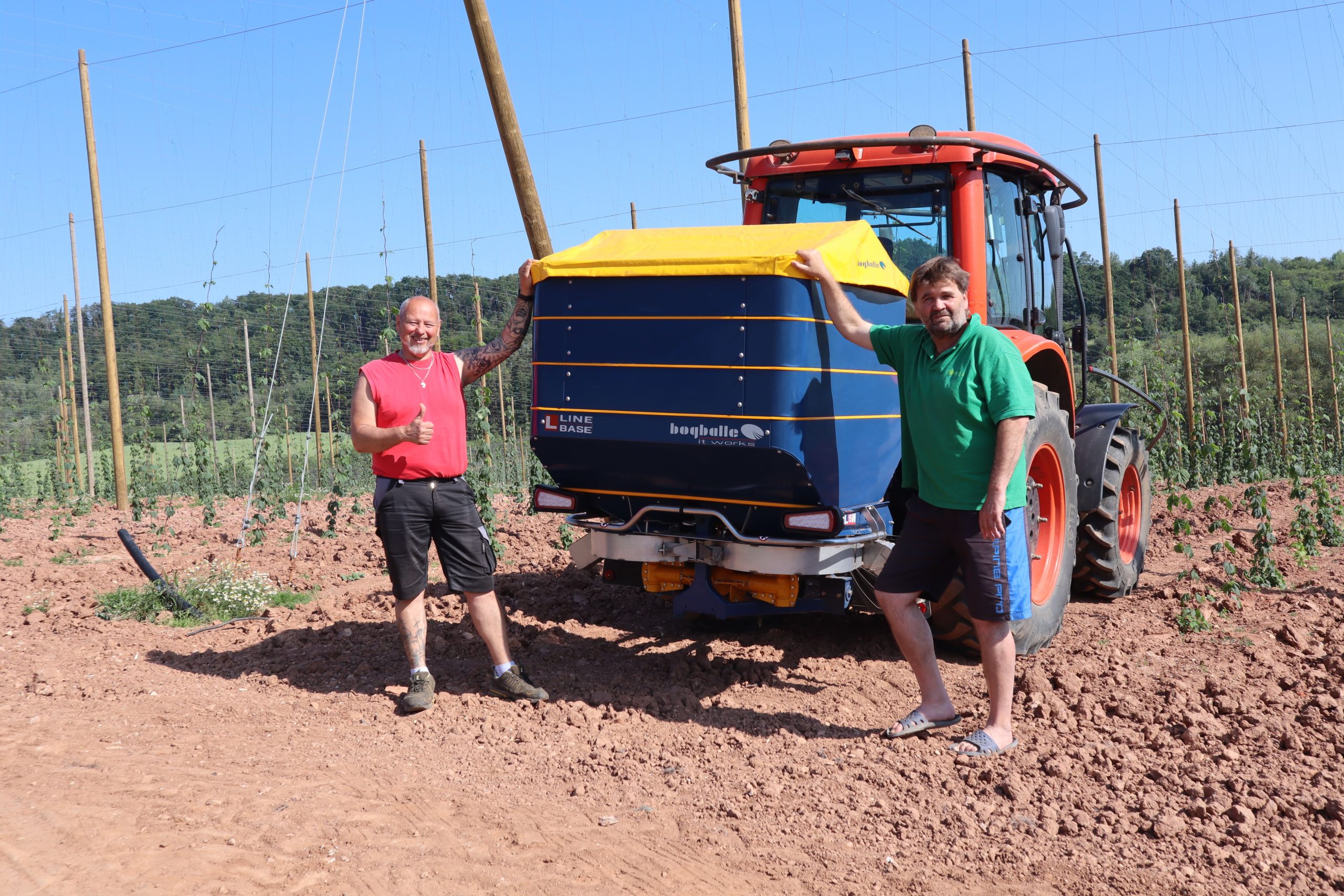 De nieuwe Bogballe L15W weegstrooier voor fruit-, hop-, wijn- en akkerbouw