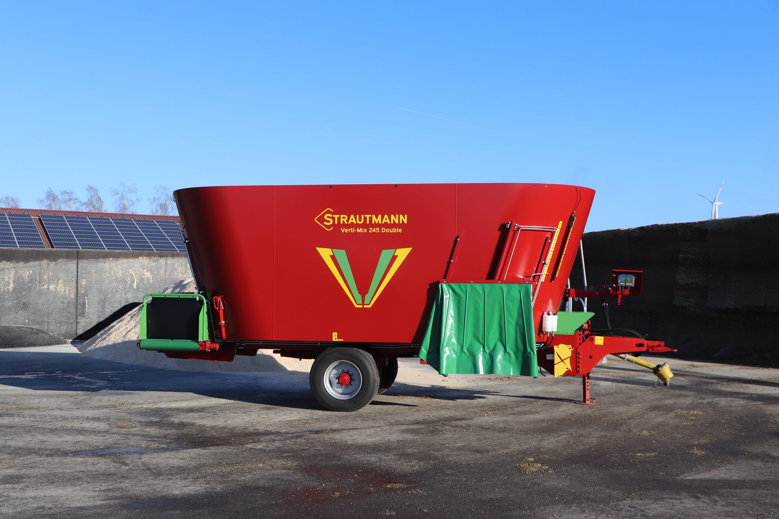 Nieuwe Verti-Mix Double Professional compacte voermengwagen met twee vijzels
