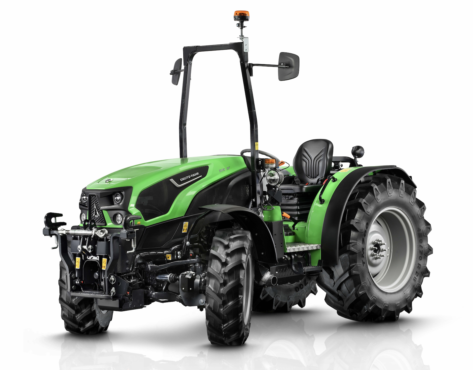 5DF Platform MY24 – nieuwste technologische updates voor de smalspoor platformmodellen van DEUTZ-FAHR