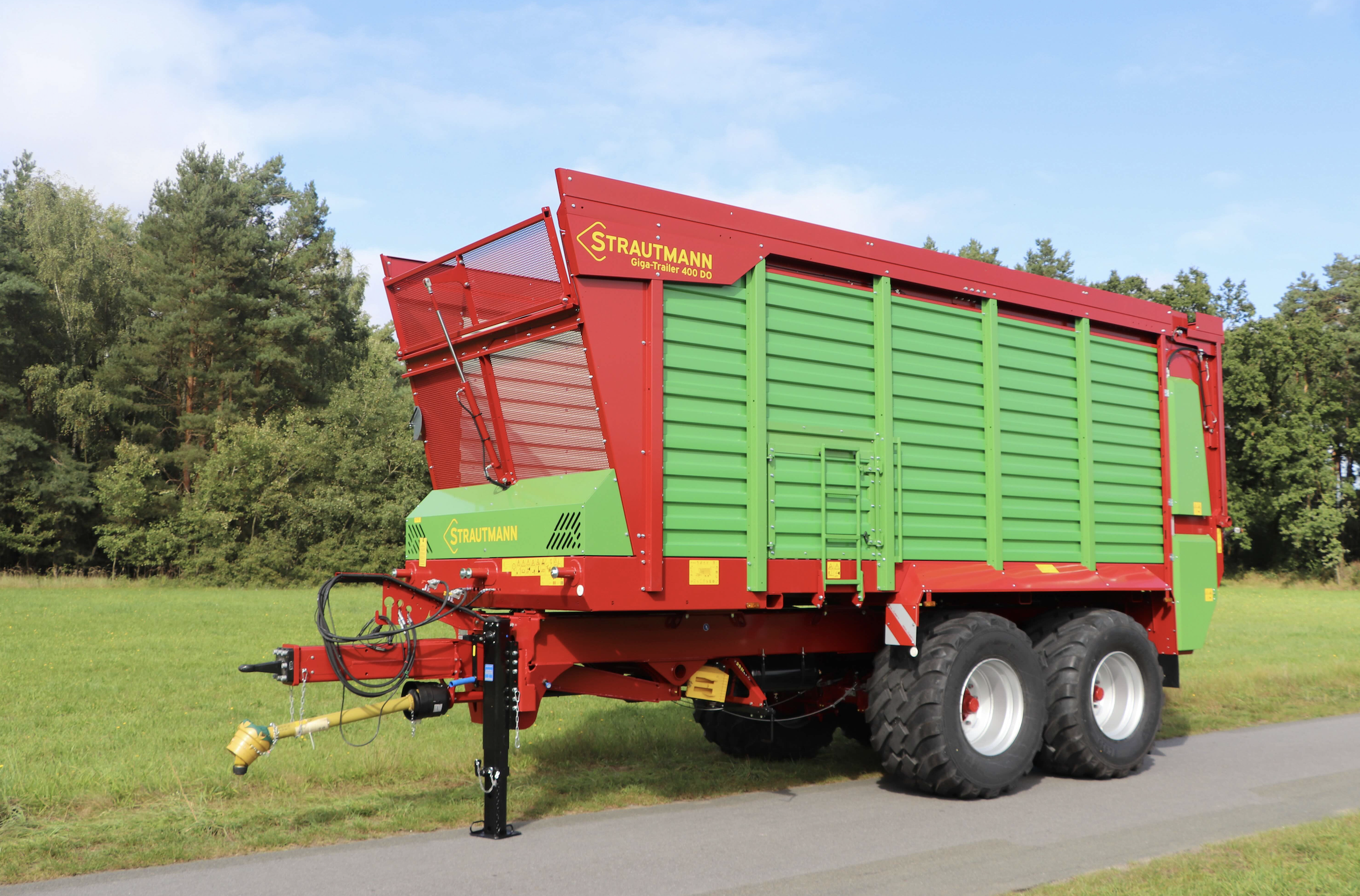 Strautmann silagewagen met 30,5″ banden