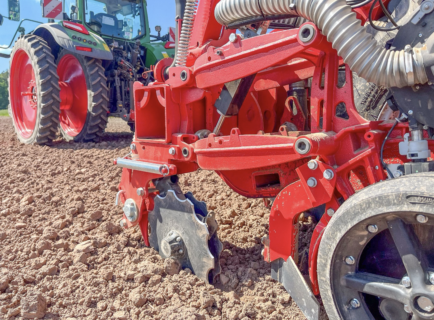 Les semoirs Kverneland Optima désormais disponibles avec GEOFORCE