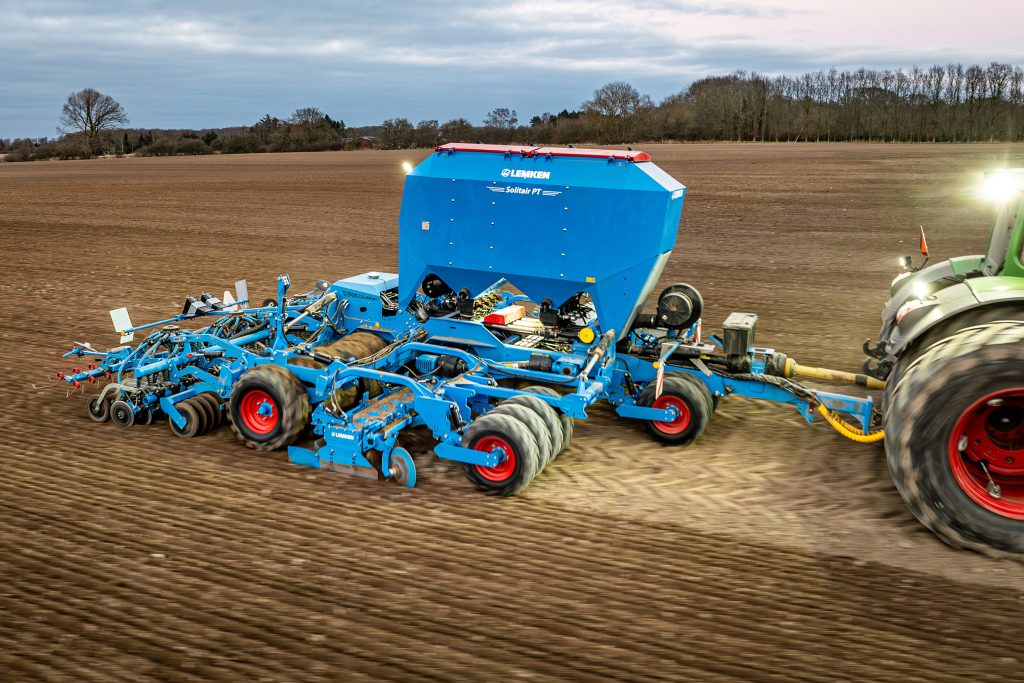 Nieuwe krachtige Solitair-zaaicombinatie van LEMKEN – ontworpen voor professionals.