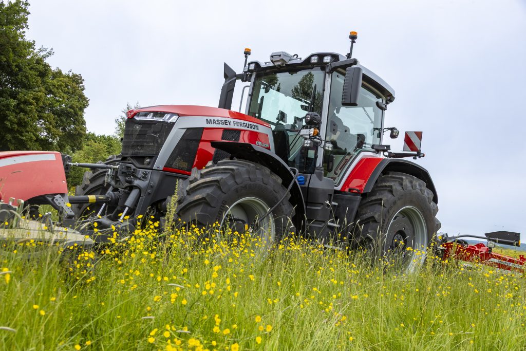 Massey Ferguson introduceert de MF 8S Xtra met verbeteringen op het gebied van comfort en efficiëntie