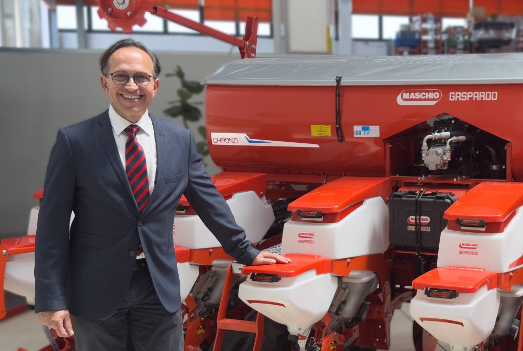 MASCHIO GASPARDO NOMME YVES DESJARDINS AU POSTE DE DIRECTEUR COMMERCIAL GROUPE