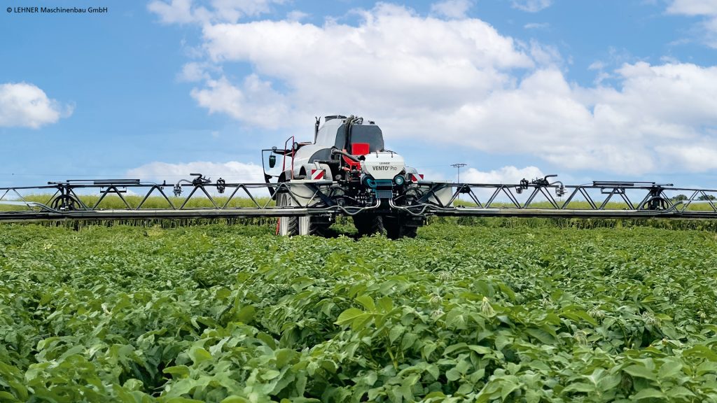 Farmstore officieel importeur van LEHNER pneumatische zaaimachines en strooiers voor Nederland en België