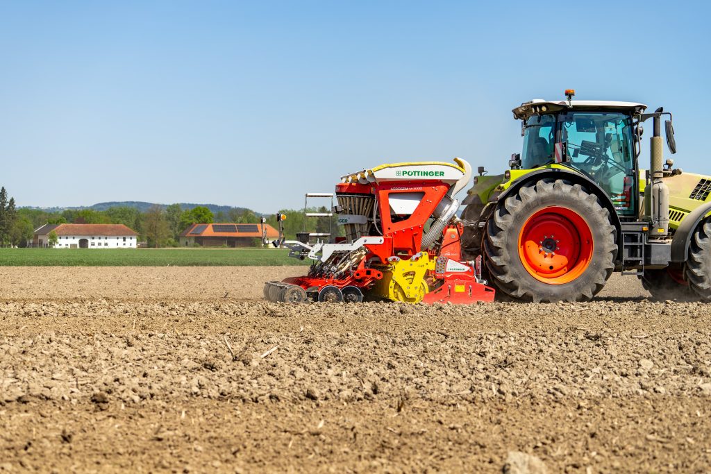 Nieuwe Pöttinger AEROSEM M pneumatische zaaimachine, gedragen uitvoering