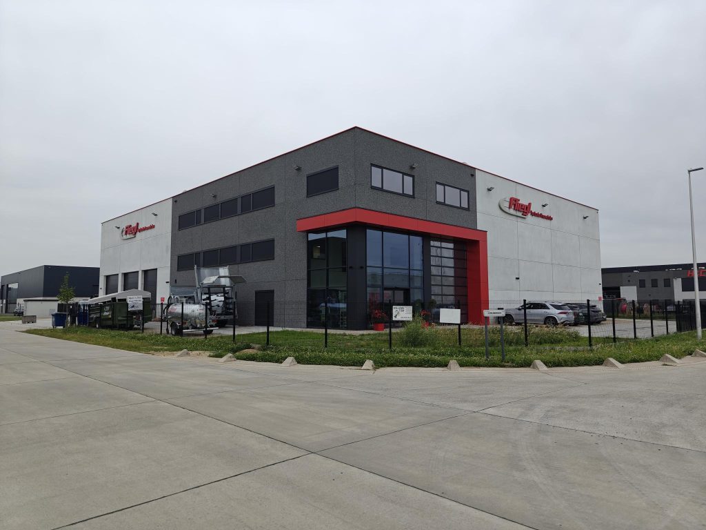 Fliegl Benelux opent nieuw bedrijfsgebouw en investeert in de toekomst van de landbouw